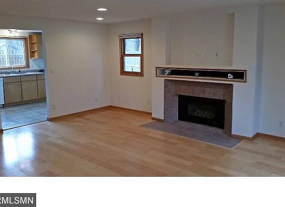 5th image of 16440 23rd St S