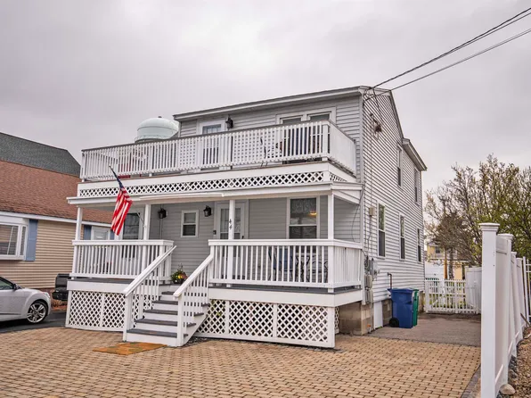 44 Nudd Avenue, Hampton, NH 03842