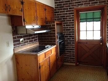 3rd image of 1324 Dunsany Ave