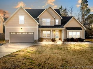 16 Shelby St, Spring Lake, NC 28390