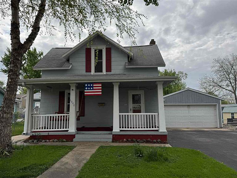 Listing photo 2