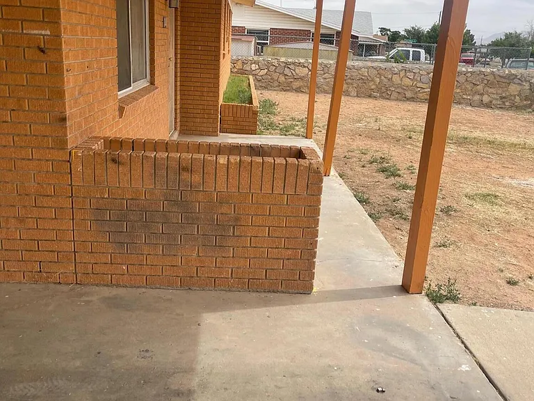 10344 Redwood St — Photo 3
