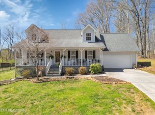 1019 Wilderness Rd, Friendsville, TN 37737