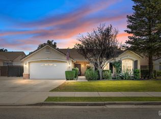 12803 Knights Bridge Pl, Bakersfield, CA 93312