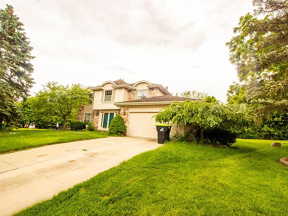 2nd image of 23847 Greening Dr