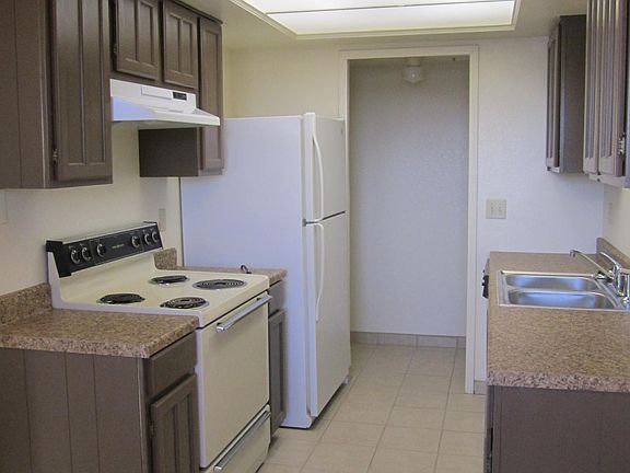 4th image of 199 W Madrid Ave APT C2