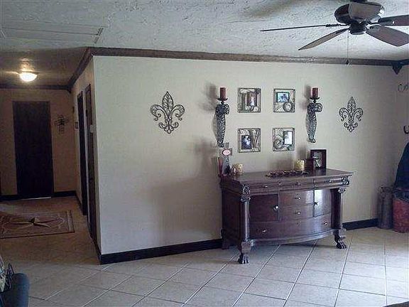 5th image of 235 Fairland Loop