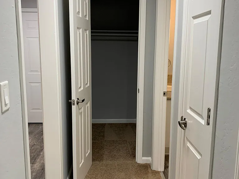 415 Acalanes Apartments — Photo 11