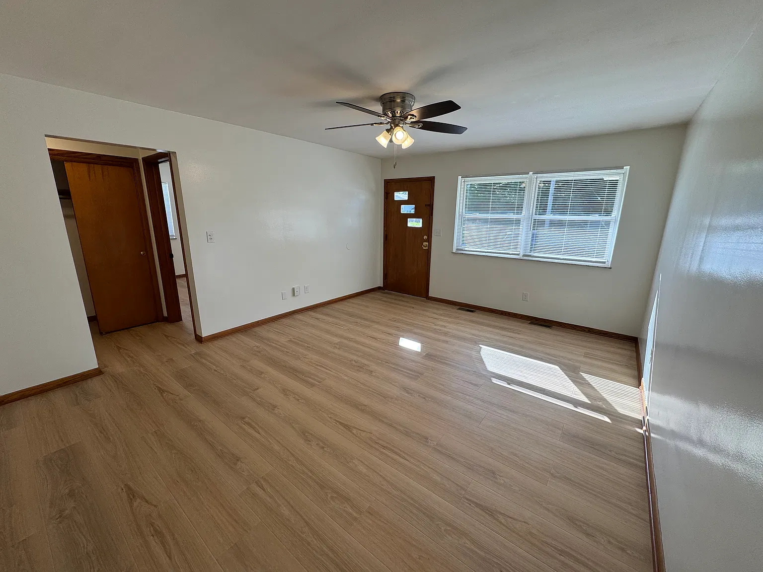 2 bed, 800 sqft, $1,175 — Photo 3