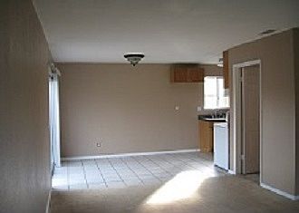 3rd image of 1505 Blackoak Dr