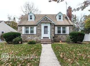 1401 Exeter St, Baldwin, NY 11510