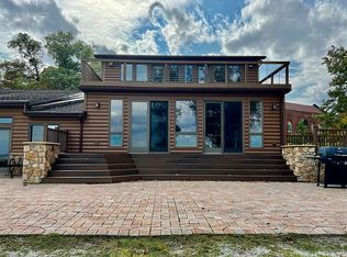 1 Bay Shore Dr, Bay City, MI