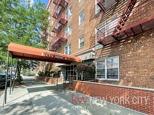 Rented by Keller Williams NYC | media 29