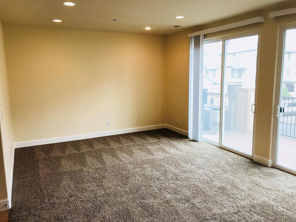 2nd image of 3486 Mariner Rd