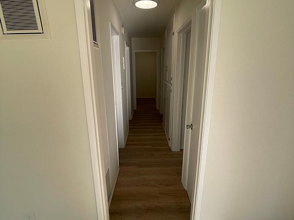 4th image of 1262 Granville Ave #6