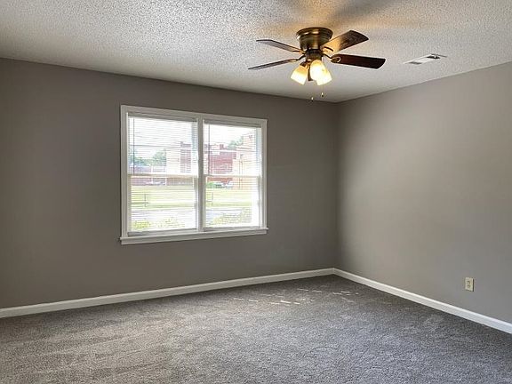 4th image of 708 S Greer St