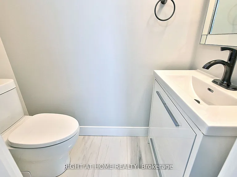 131 Brock Ave #4 — Photo 11