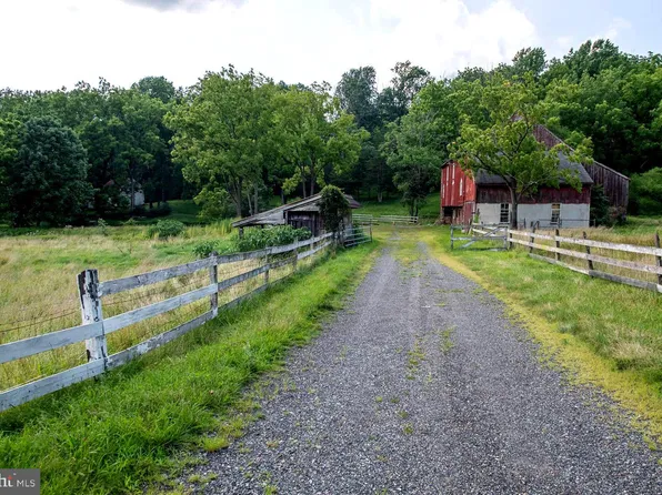 1891 Detweiler Rd, Pottstown, PA 19464