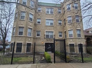 8156 S Wood St APT 3, Chicago, IL 60620