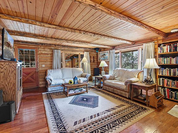 2nd image of 1937 SE Mountain Rd