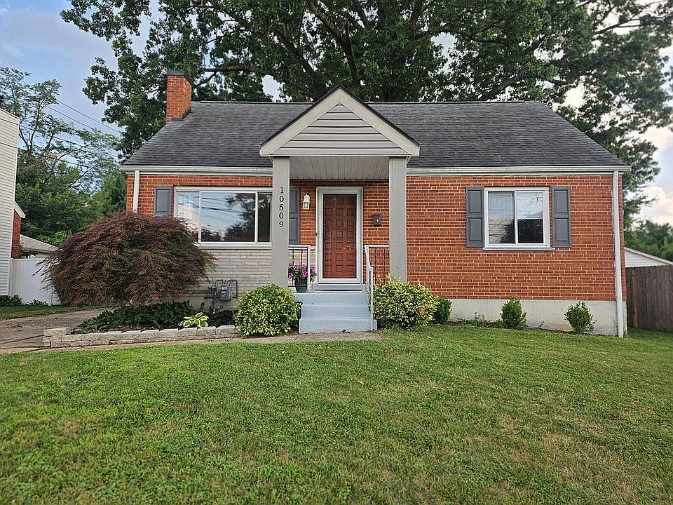 Front view of home.