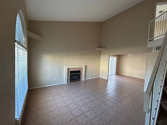5th image of 7961 Dorinda Ave