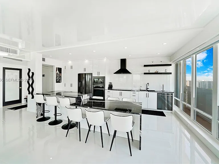 4020 Galt Ocean Dr #1801 — Photo 9