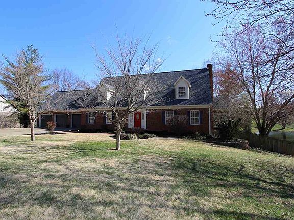 2nd image of 5466 Lakeside Dr