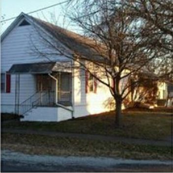 2nd image of 209 S Springfield St