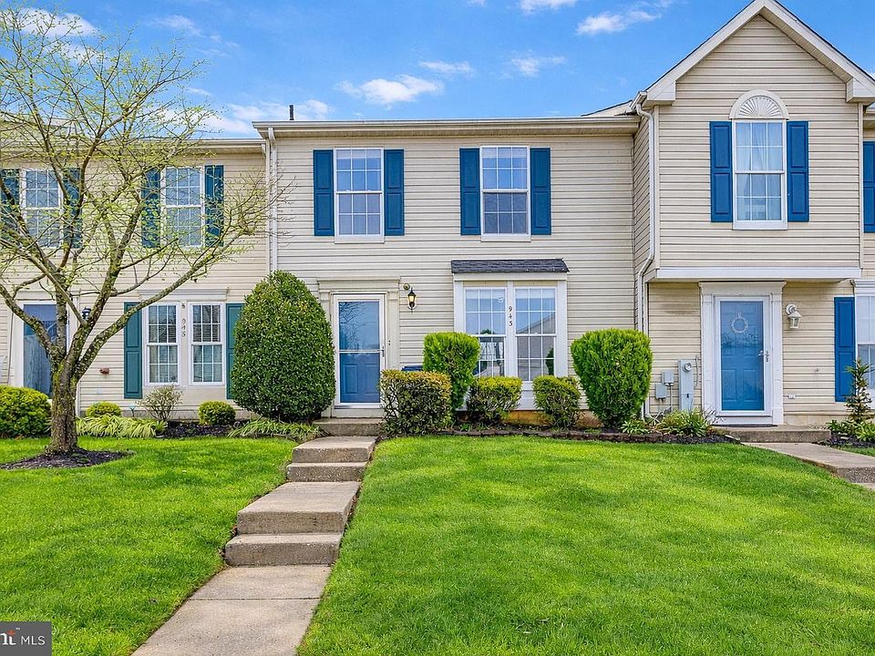1st image of 943 Lynham Ct #943