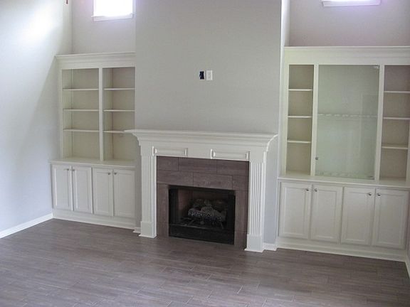 2nd image of 404 Largo Dr