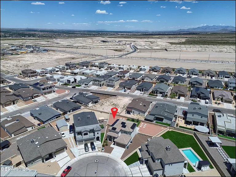 2358 Enchanted Gem Pl — Photo 72