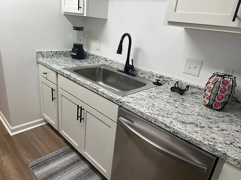 5410 Albemarle Rd — Photo 12