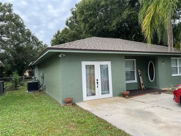 1339 Fairway Dr, Lakeland, FL 33801