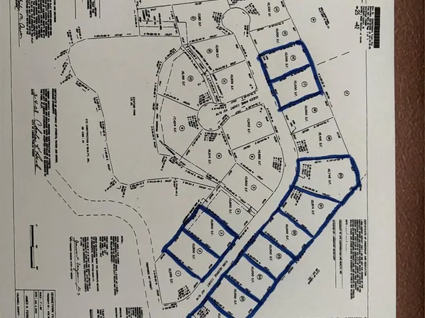 1143 King George Ct, Lenoir, NC 28645