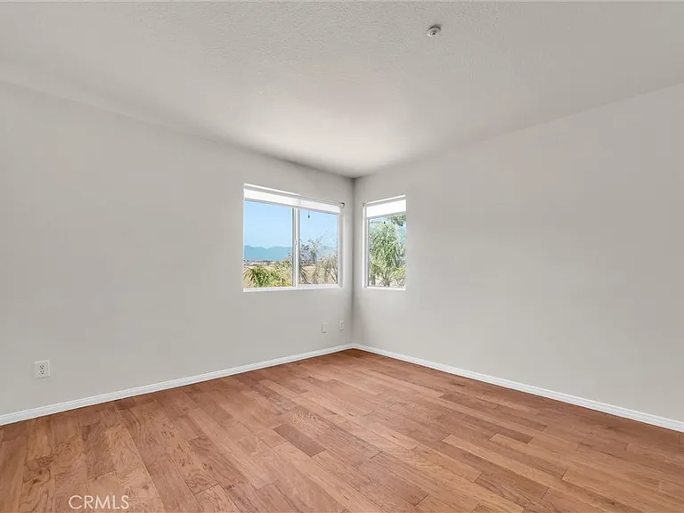 15708 Athena Dr — Photo 20