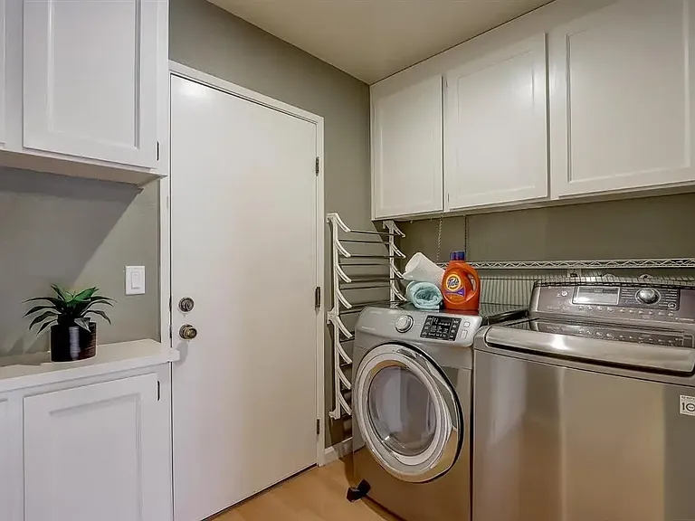 3210 Gatelight Ct — Photo 12