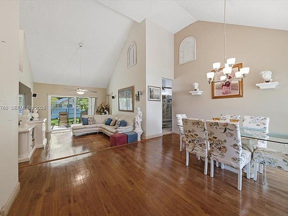 2nd image of 9050 Crescent Dr
