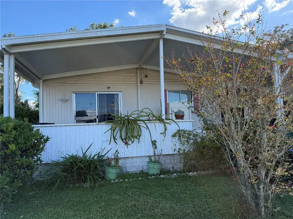 38620 Monet Dr, Zephyrhills, FL 33540