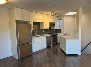 811 W 7th Ave #105, Vancouver, BC V5Z1C2