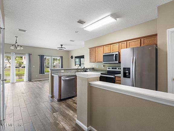 3rd image of 1527 BISCAYNE BAY Drive