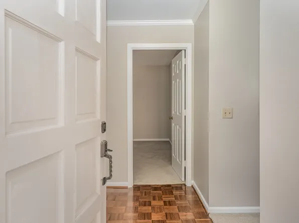 402 Vine St, Old Hickory, TN 37138