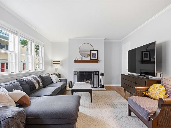 3rd image of 6833 Meade St APT 1