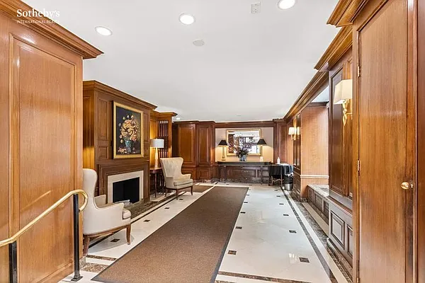 Sold by Sotheby's International Realty | media 9