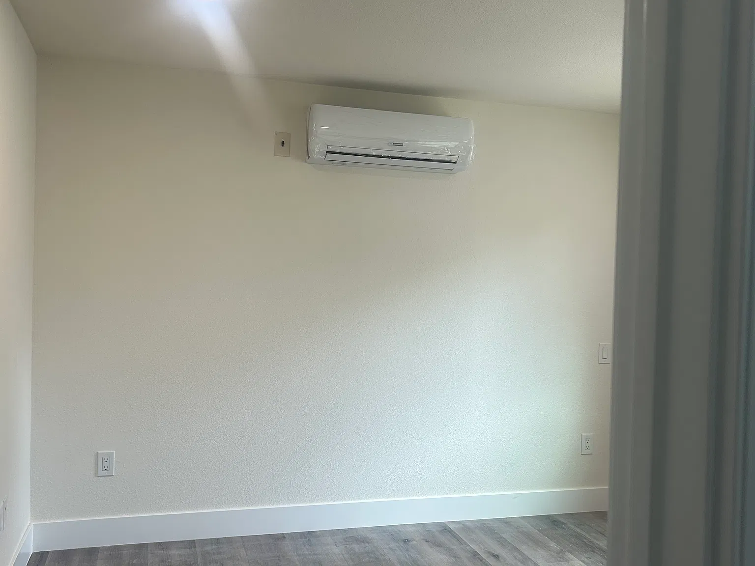 4252 Alder Ave — Photo 3