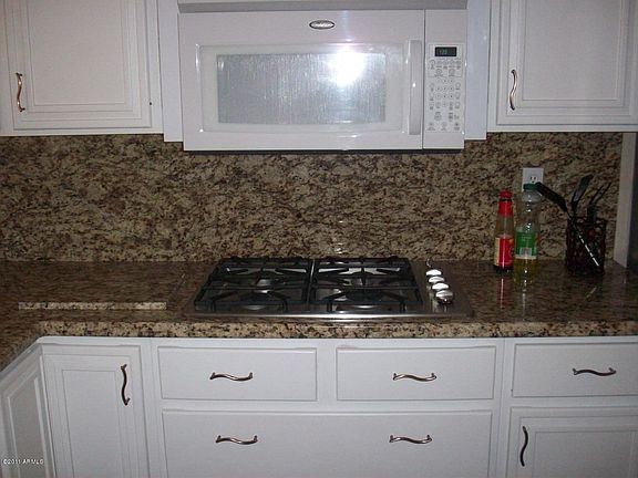 5th image of 14808 W Huron Dr