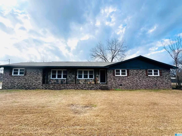 1301 Larrydale Dr, Glencoe, AL 35905