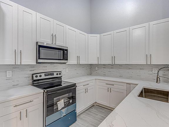 4th image of 1240 Summit Place Cir APT D