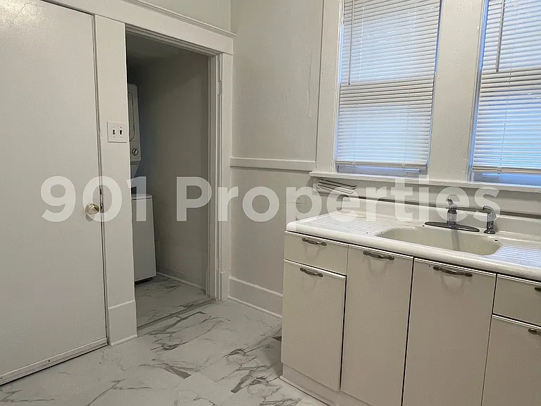 1891 Nelson Ave — Photo 6