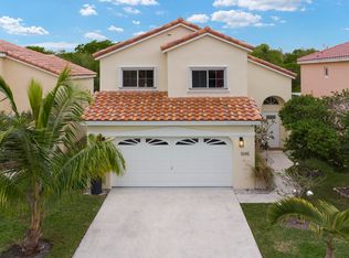 1045 SE 6th Avenue, Dania, FL 33004